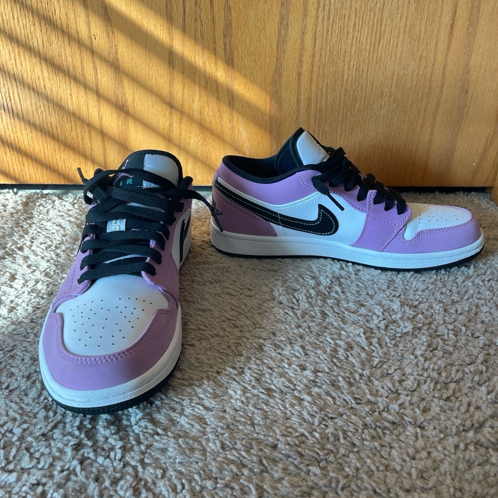 2021 Air Jordan 1 Low Dunk SE “Violet Shock” sneakers